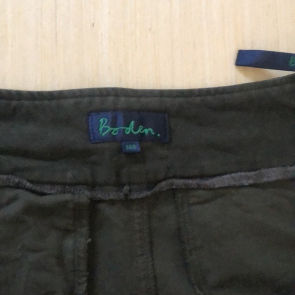 Boden skirt. Moleskin cotton. Dark green. UK size 14: US size 10. - Picture 6 of 8